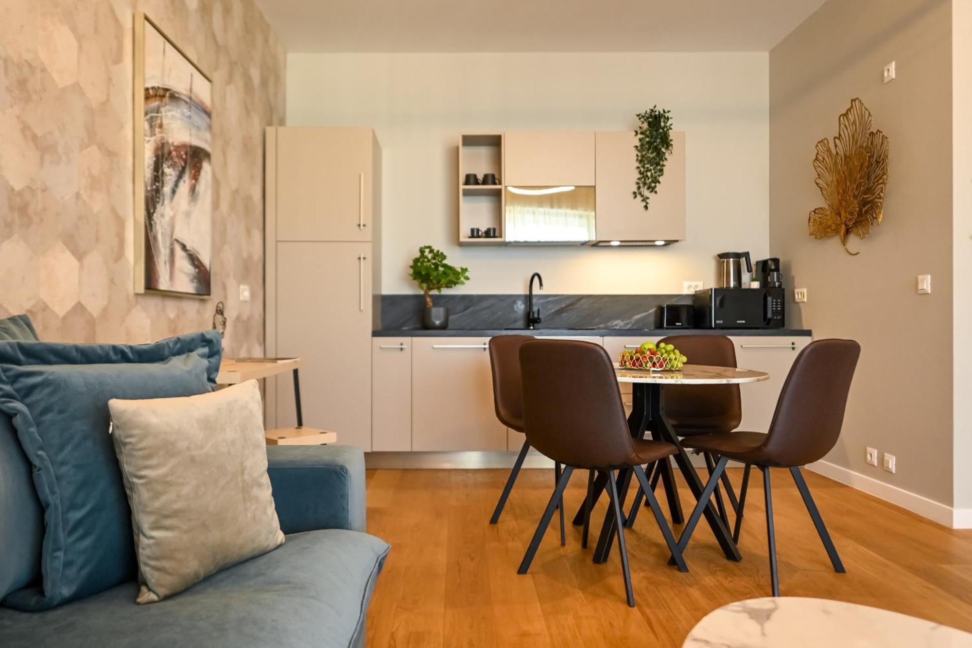 One Verdi Park Exclusive Apartments - Panoramic View & Private Parking Bukareszt Pokój zdjęcie