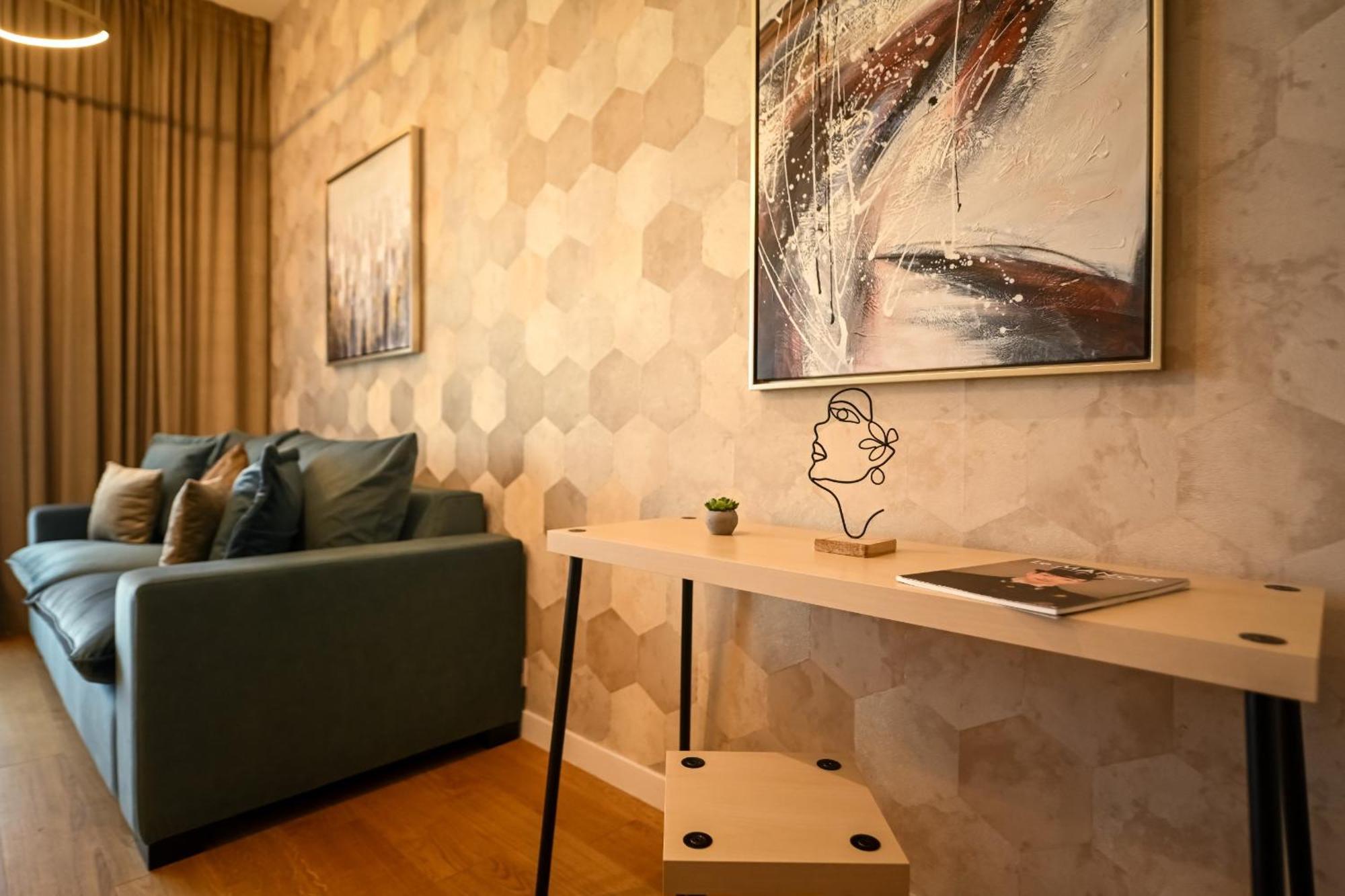 One Verdi Park Exclusive Apartments - Panoramic View & Private Parking Bukareszt Pokój zdjęcie