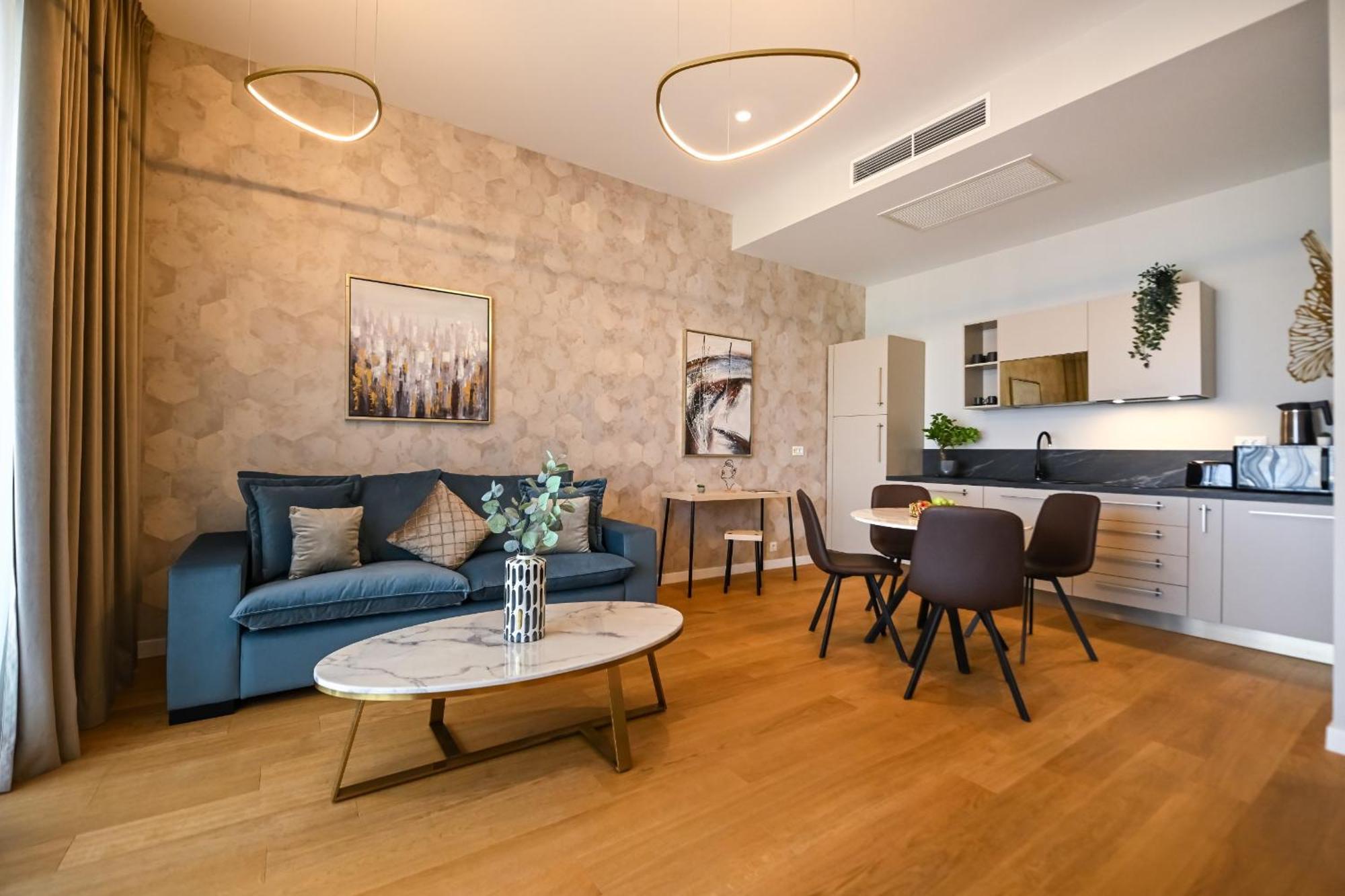 One Verdi Park Exclusive Apartments - Panoramic View & Private Parking Bukareszt Pokój zdjęcie